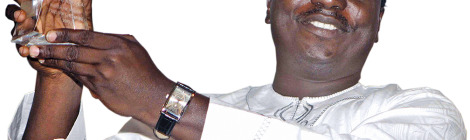Nigerian Poet Wins $100,000 Prize