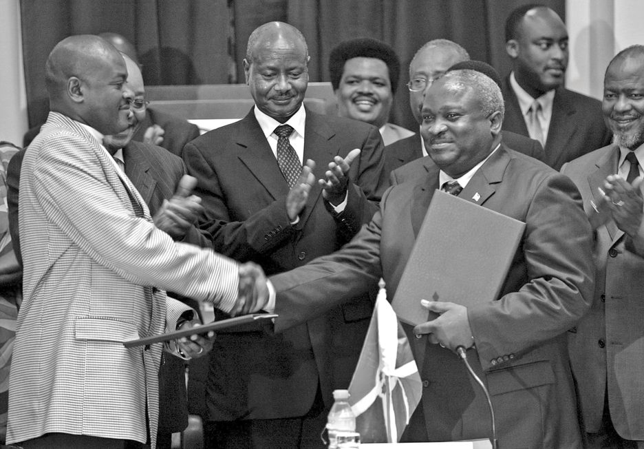 TANZANIA-BURUNDI PEACE TALKS-SIGNATURE