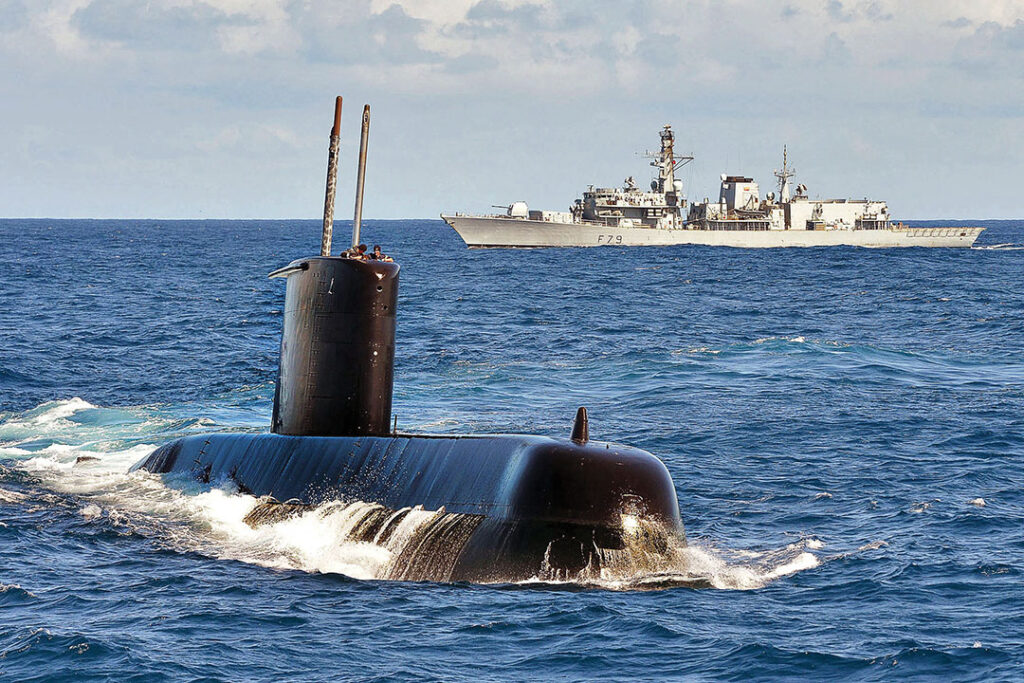 África do Sul Recebe Índia em Treino Submarino