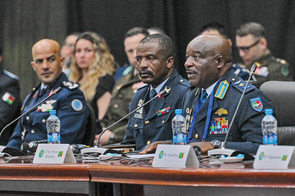 Símposio Dos Chefes Da Força Aérea Incluirá Exercício De Voo Ao Vivo