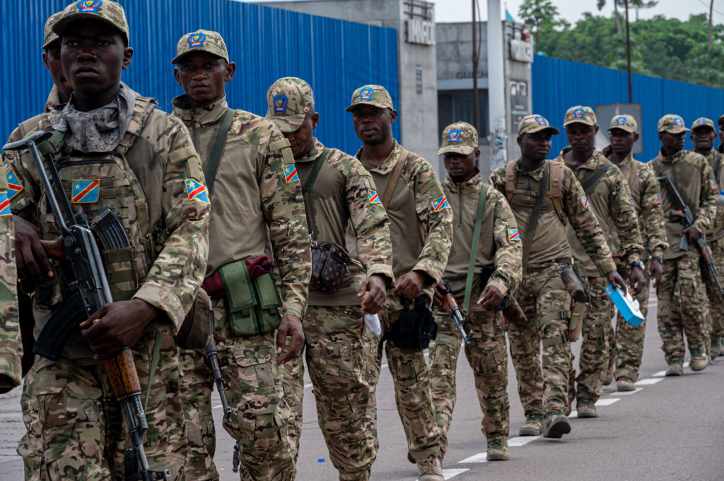 Relatório: Exército da RDC Assolado por Disfunções